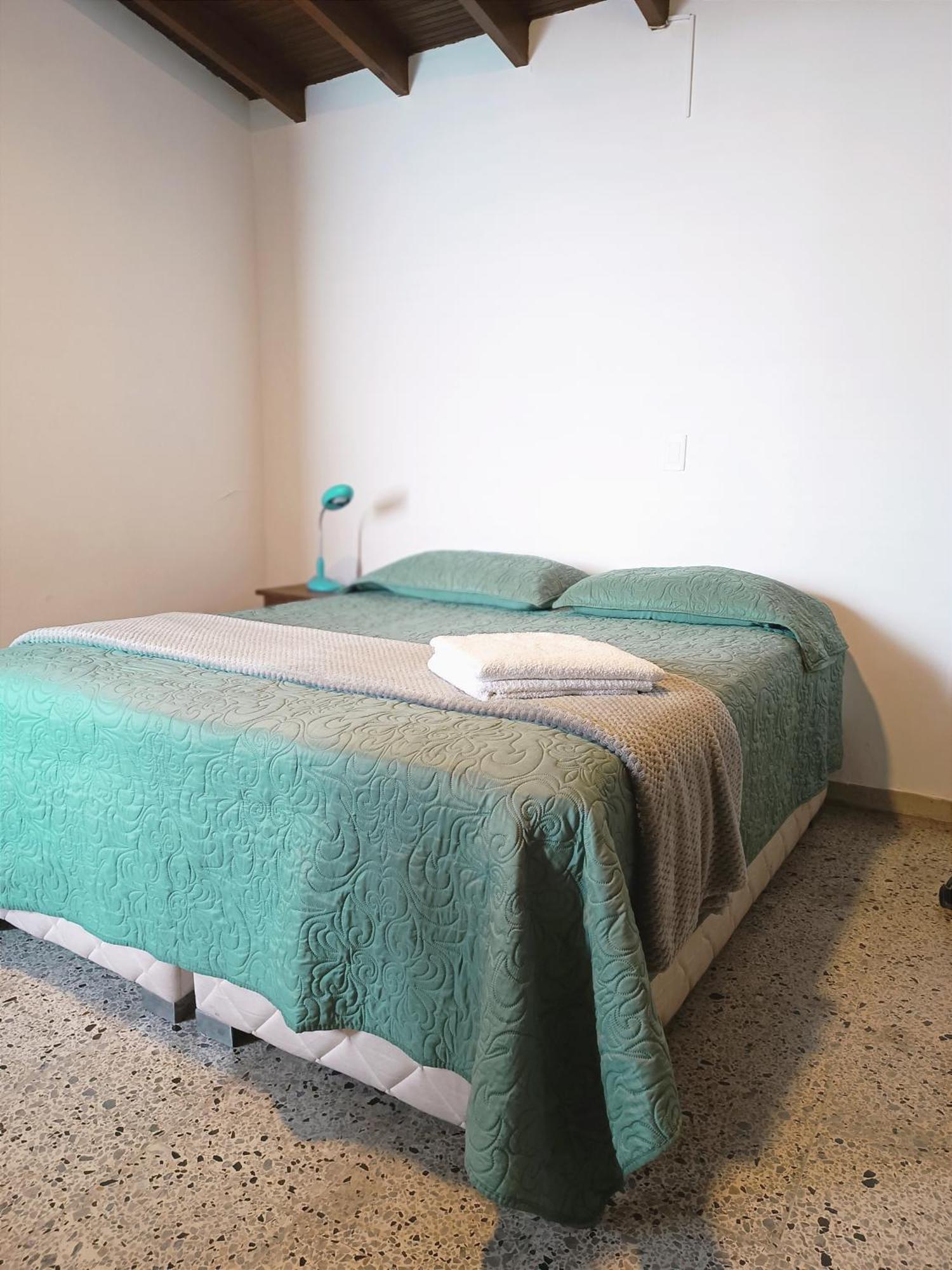 Homestay The Flora House - Espacio Seguro, Amplio Y Acogedor *